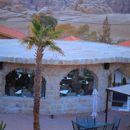 Petra Seasons Luxury Resort Al Hayy Exterior foto